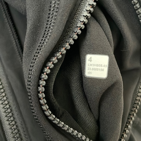 NWT Lululemon Nulu Cropped Define Jacket Black Size 4 - Picture 6 of 10